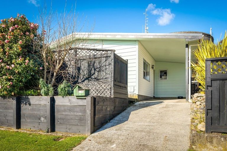 Photo of property in 29a Robson Street, Stokes Valley, Lower Hutt, 5019