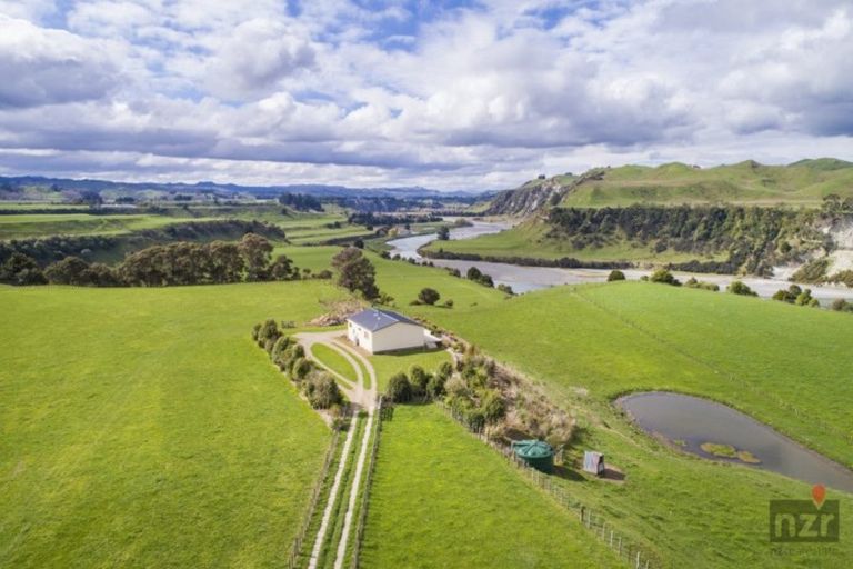 Photo of property in 73 Vinegar Hill Road, Hunterville, 4783