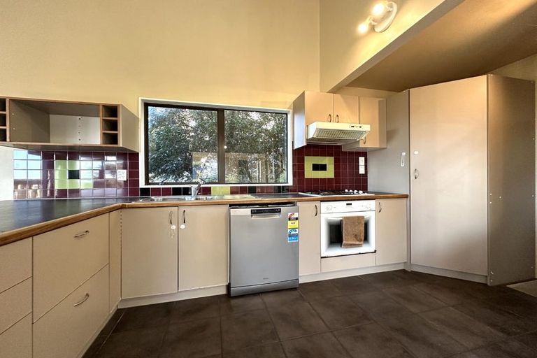 Photo of property in 4/141 Colwill Road, Massey, Auckland, 0614