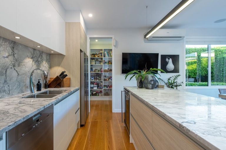 Photo of property in 4a Rothesay Bay Road, Rothesay Bay, Auckland, 0630