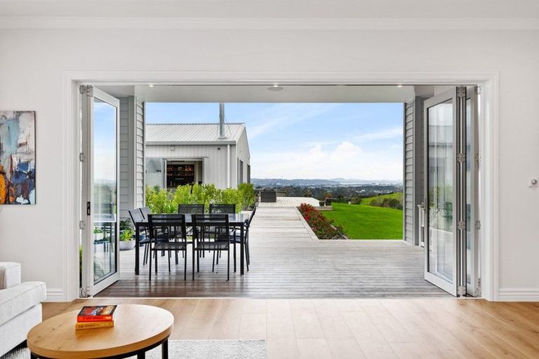 Photo of property in 21 Diamond Lane, Riverhead, 0793