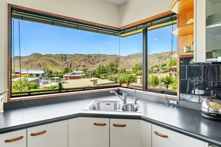 Photo of property in 6 Athenry Road, Bridge Hill, Alexandra, 9320