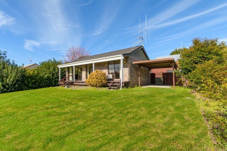 Photo of property in 64 Resolution Road, Welcome Bay, Tauranga, 3112