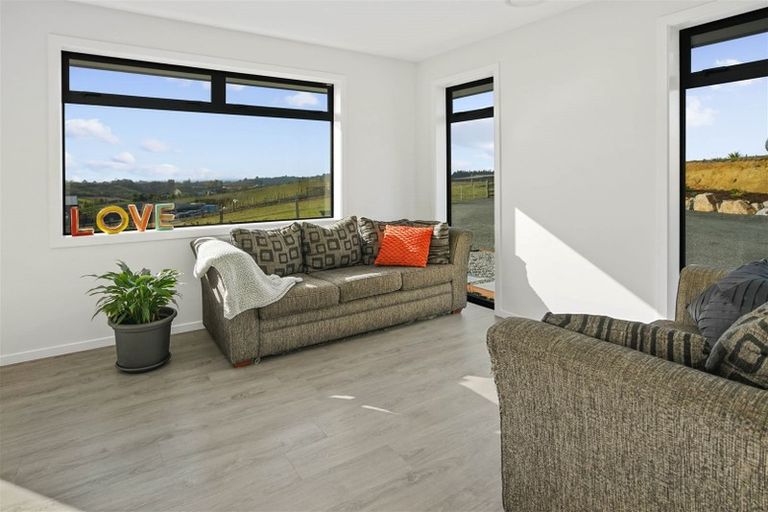 Photo of property in 74 Tiro Kina Road, Tasman, Upper Moutere, 7175