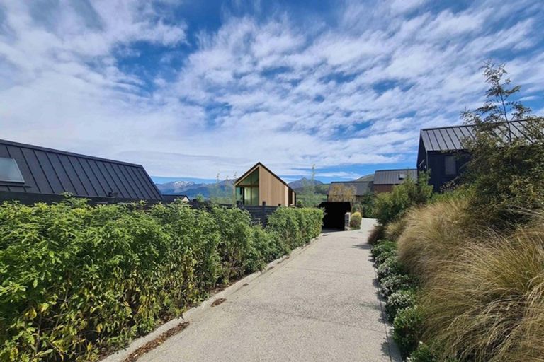 Photo of property in 5 Falconer Rise, Jacks Point, Queenstown, 9371