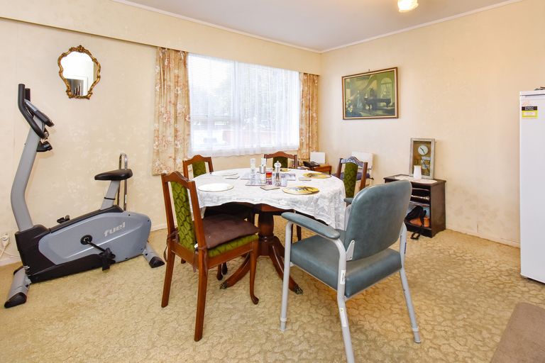 Photo of property in 1/10 Mail Avenue, Weymouth, Auckland, 2103