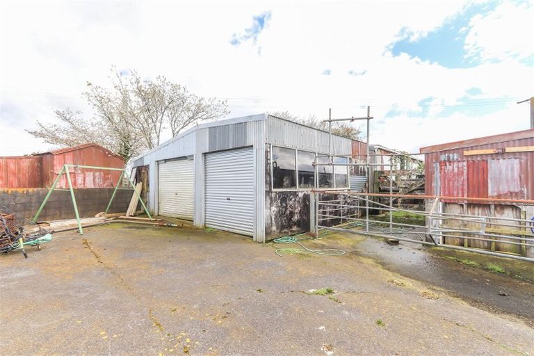 Photo of property in 2599 Mountain Road, Tariki, Stratford, 4394