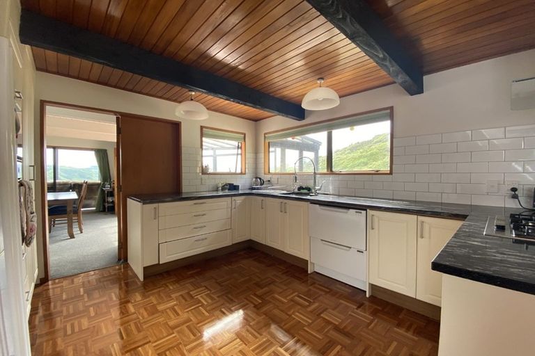 Photo of property in 27 Mercury Way, Whitby, Porirua, 5024