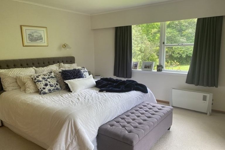 Photo of property in 50 Seaview Road, Paremata, Porirua, 5024