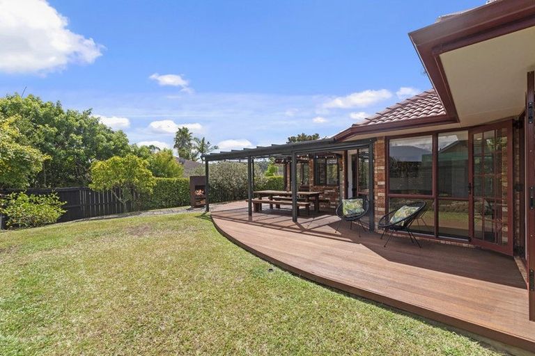 Photo of property in 101 Te Wharau Drive, Greenhithe, Auckland, 0632