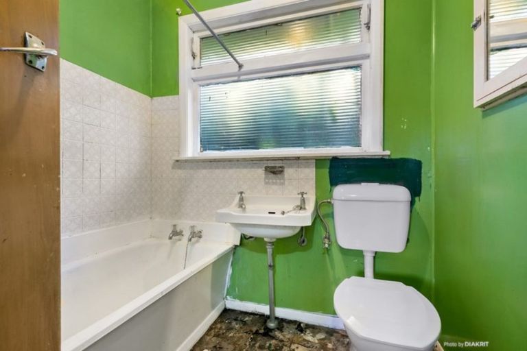 Photo of property in 113 Severn Street, Island Bay, Wellington, 6023