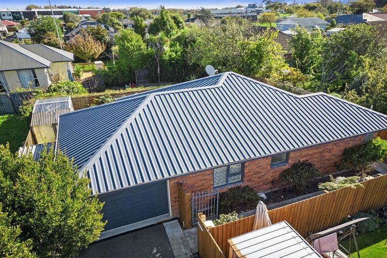 Photo of property in 48 Marriotts Road, North New Brighton, Christchurch, 8083