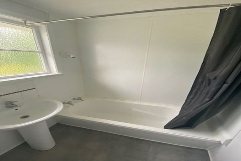 Photo of property in 56 Dimock Street, Titahi Bay, Porirua, 5022