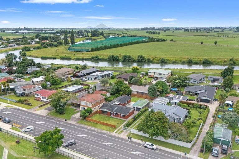 Photo of property in 61 College Road, Edgecumbe, 3120