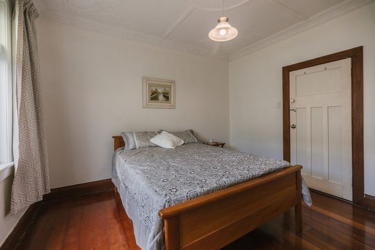 Photo of property in 20 South Street, West End, Palmerston North, 4410