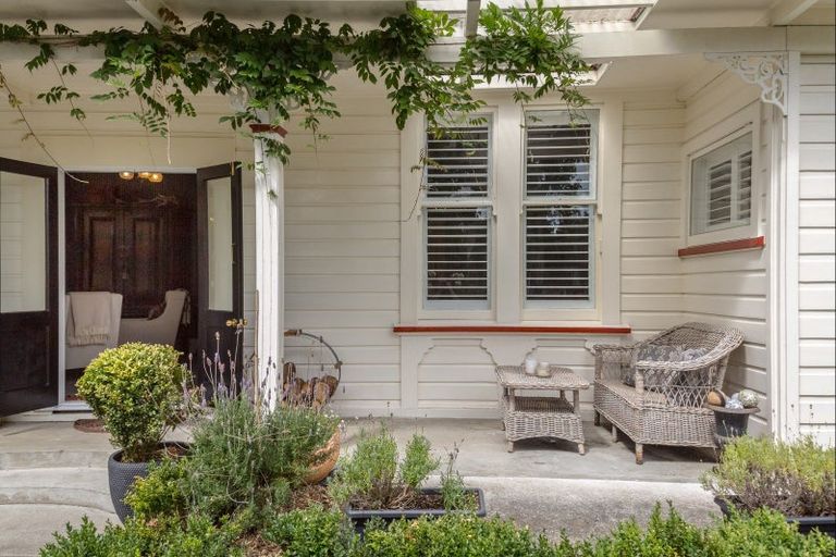 Photo of property in 100 Revans Street, Featherston, 5710