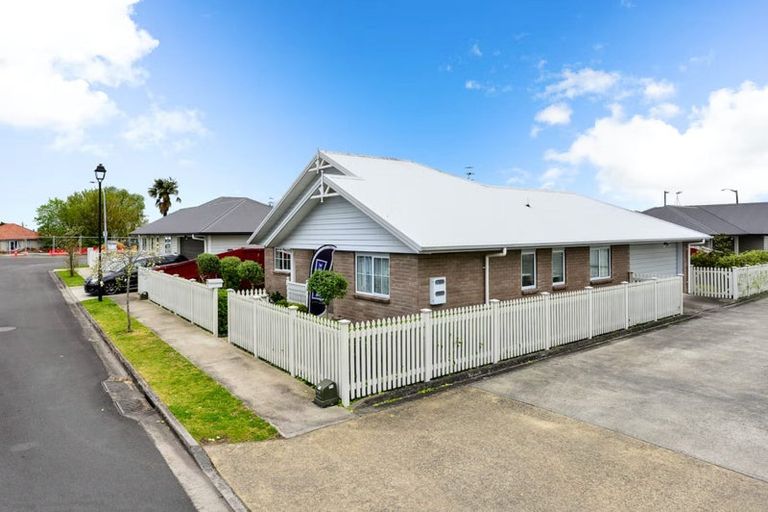 Photo of property in 23 Queens Park Crescent, Frankton, Hamilton, 3204