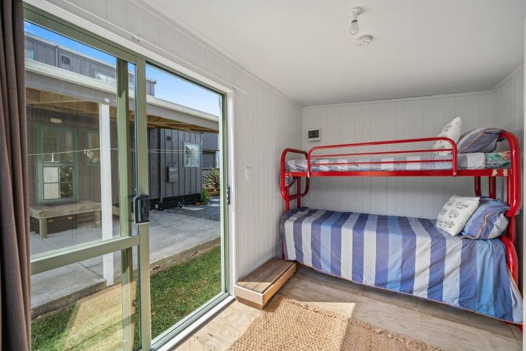 Photo of property in 806 Cove Road, Waipu, 0582