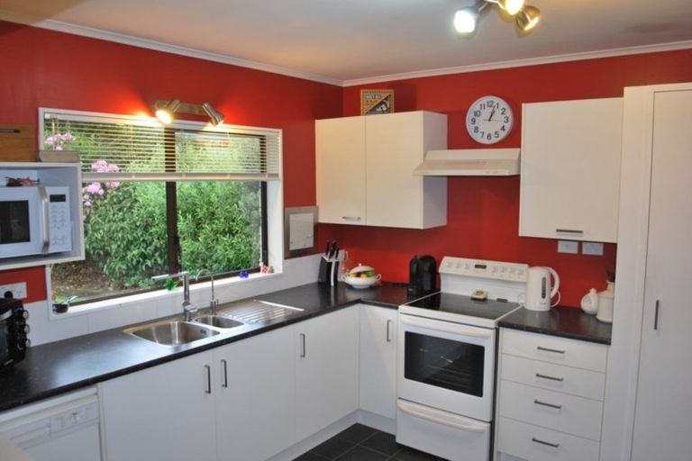 Photo of property in 55 Belvedere Avenue, Waikanae, 5036