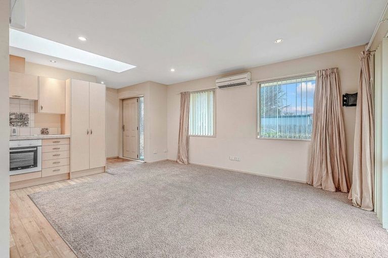 Photo of property in 1/37 Oakhampton Street, Hornby, Christchurch, 8042