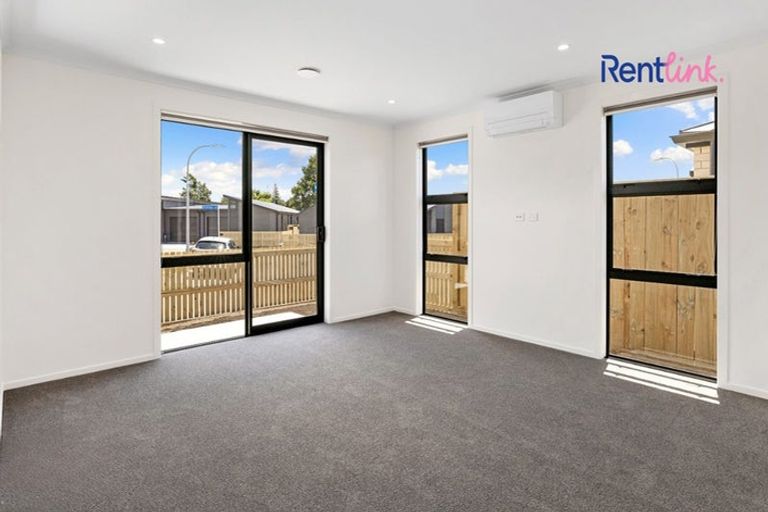 Photo of property in 30 Oioi Lane, Poike, Tauranga, 3112