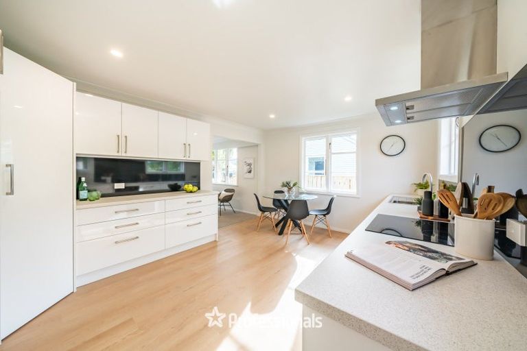 Photo of property in 288 Naenae Road, Naenae, Lower Hutt, 5011