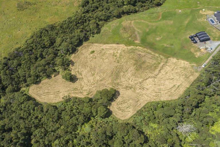 Photo of property in 121 West Road, Kaukapakapa, 0873