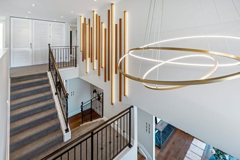 Photo of property in 7 Luff Place, Long Bay, Auckland, 0630