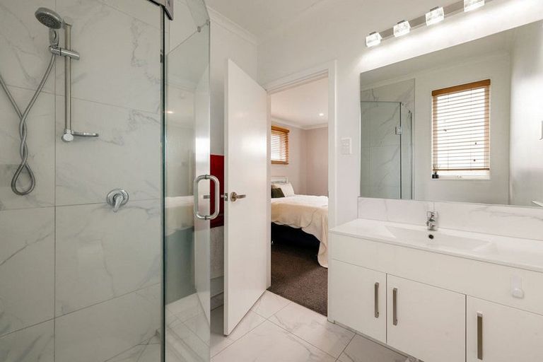 Photo of property in 13 Hehan Close, Cambridge, 3434