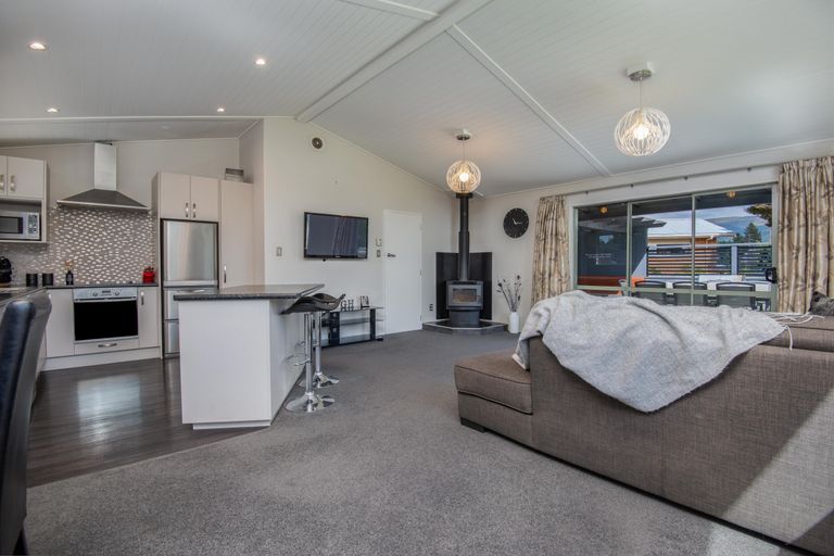 Photo of property in 25 Skerries Street, Outram, 9019