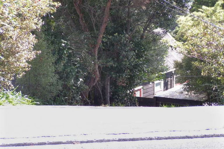 Photo of property in 39 Island Bay Road, Beach Haven, Auckland, 0626