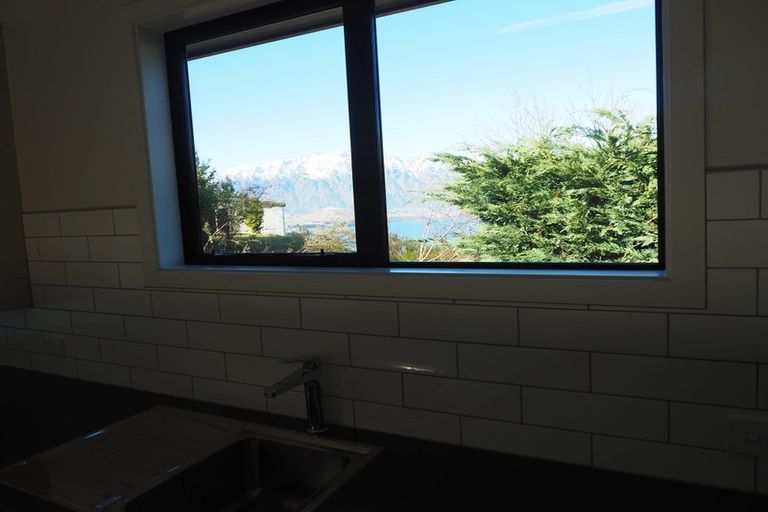 Photo of property in 16b Lochy Road, Fernhill, Queenstown, 9300