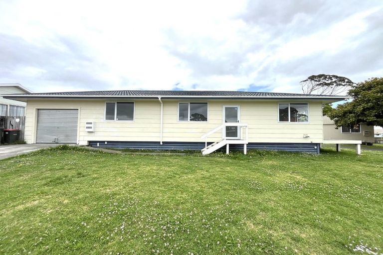 Photo of property in 15c Trevor Hosken Drive, Wiri, Auckland, 2104