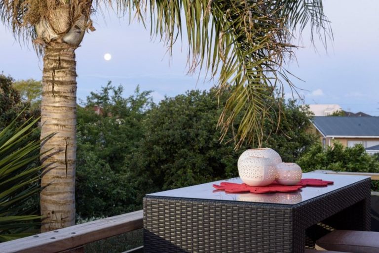 Photo of property in 2 Ngahere Street, Otumoetai, Tauranga, 3110