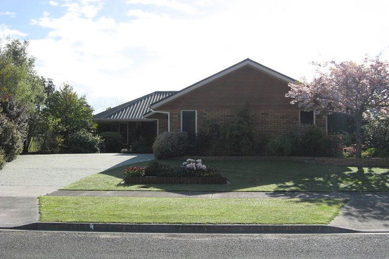 Photo of property in 72 Iwa Street, Mapua, 7005