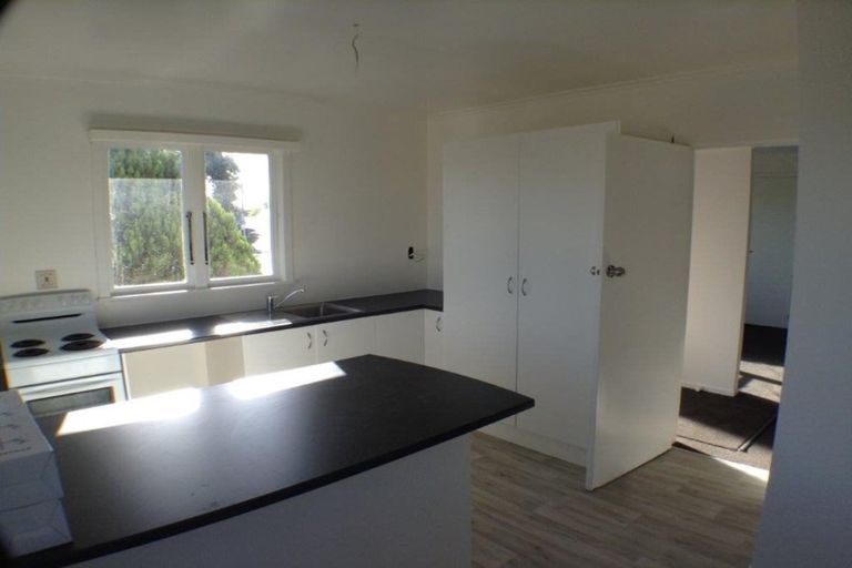 Photo of property in 16 Waipa Street, Birkenhead, Auckland, 0626