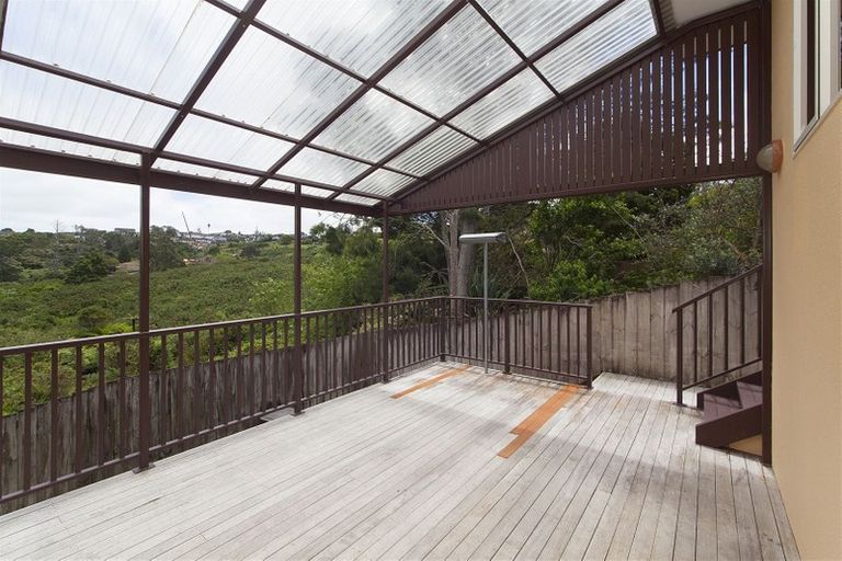 Photo of property in 190a Don Buck Road, Massey, Auckland, 0614