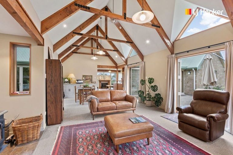 Photo of property in 19 Skerries Street, Outram, 9019