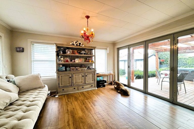 Photo of property in 146 Wairakei Road, Bryndwr, Christchurch, 8053