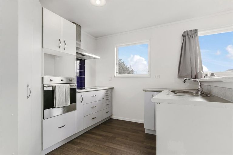 Photo of property in 8 Thackeray Place, Owhata, Rotorua, 3010