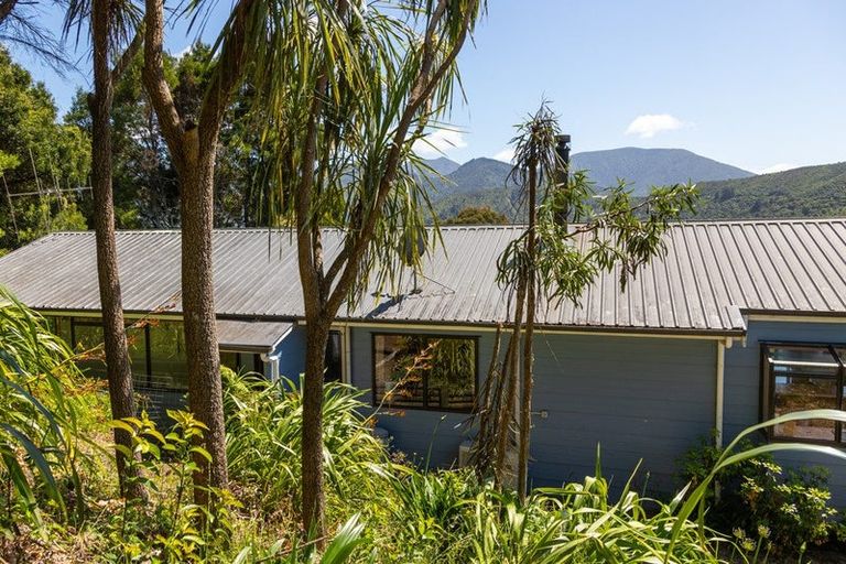 Photo of property in 17 Beach Place, Havelock, 7100