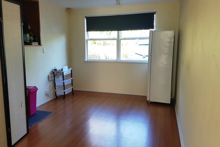 Photo of property in 228 Forrest Hill Road, Forrest Hill, Auckland, 0620