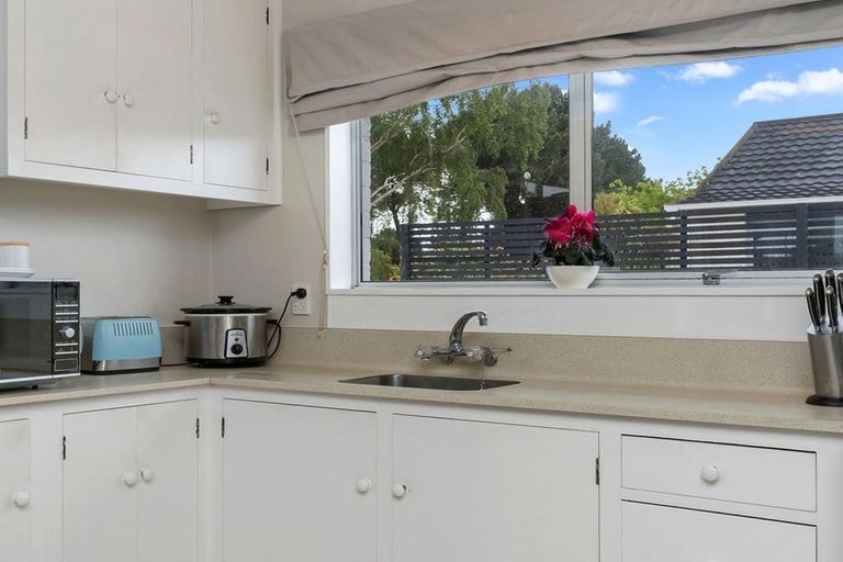 Photo of property in 1/221 Queenspark Drive, Parklands, Christchurch, 8083