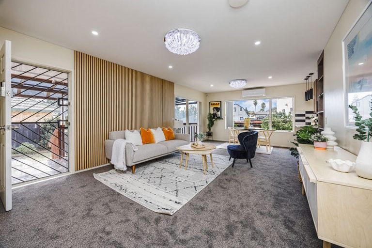 Photo of property in 25 Landette Road, Manurewa, Auckland, 2102