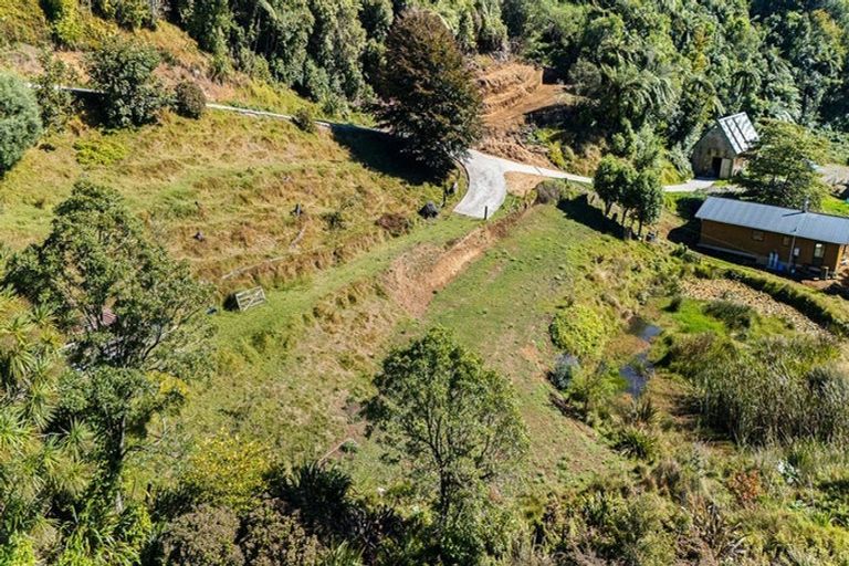 Photo of property in 144b Heta Road, Highlands Park, New Plymouth, 4312