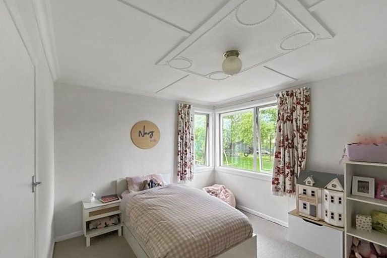 Photo of property in 6 Oxford Street, East Gore, Gore, 9710