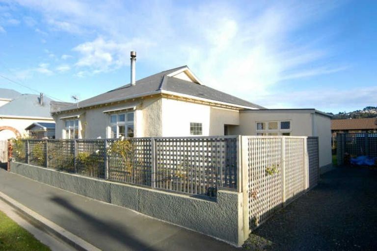 Photo of property in 14 Kings Avenue, Saint Kilda, Dunedin, 9012