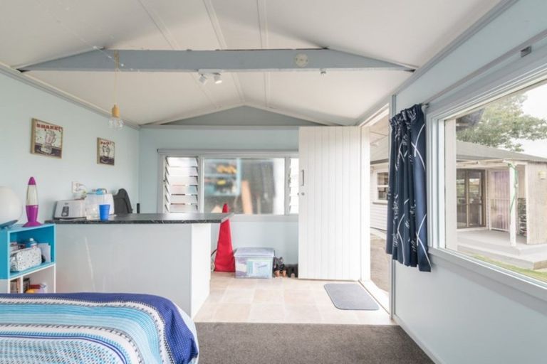 Photo of property in 57 Songer Street, Stoke, Nelson, 7011