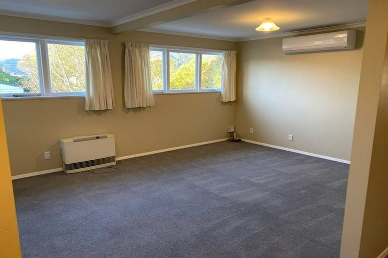 Photo of property in 3 The Strand, Wainuiomata, Lower Hutt, 5014