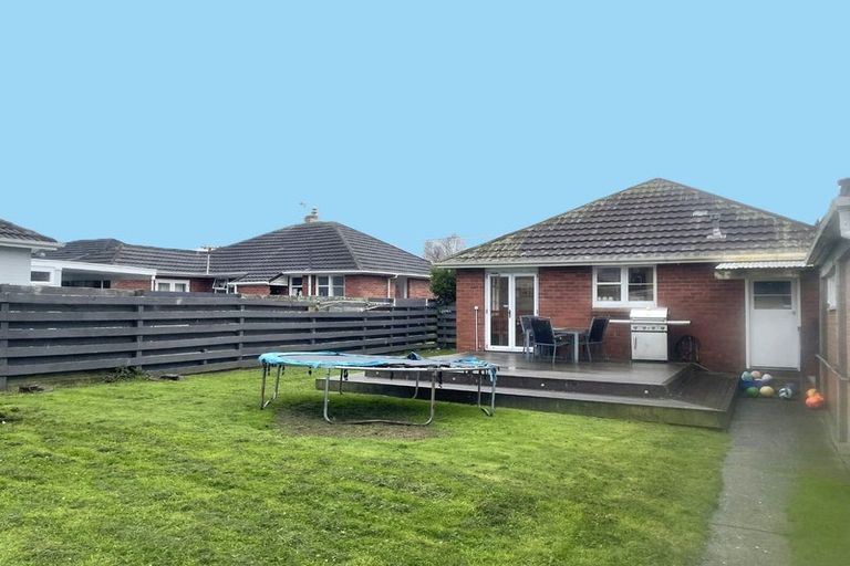 Photo of property in 52 Dyer Street, Epuni, Lower Hutt, 5011